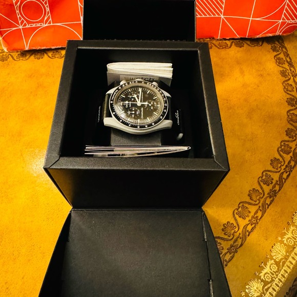 Omega X Swatch Bioceramic Moonswatch Mission to the Moon Gray Watch NIB Warranty - Picture 4 of 11